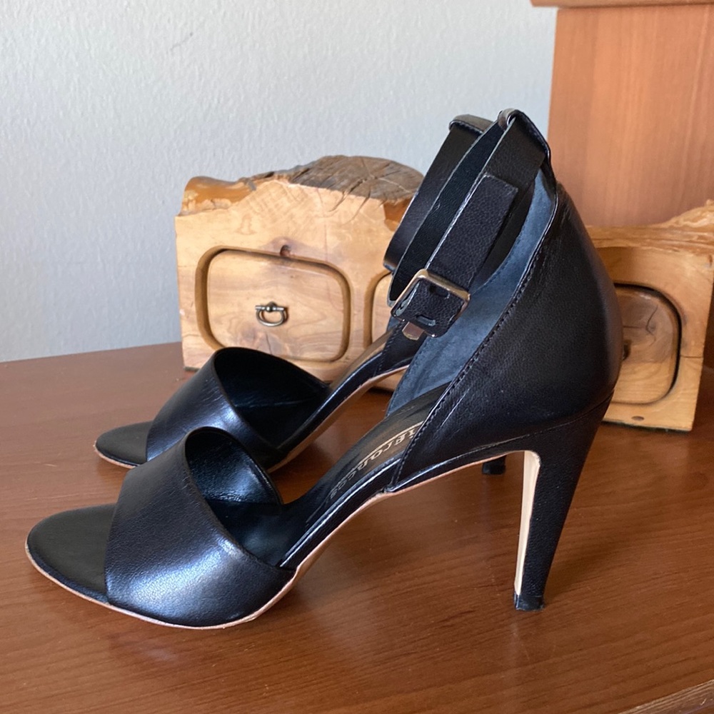 FIORI FRANCESI Peep Toe Heels